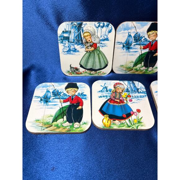 Vintage Set of Five Coaster with Dutch Themed Children Design - Picture 2 of 4